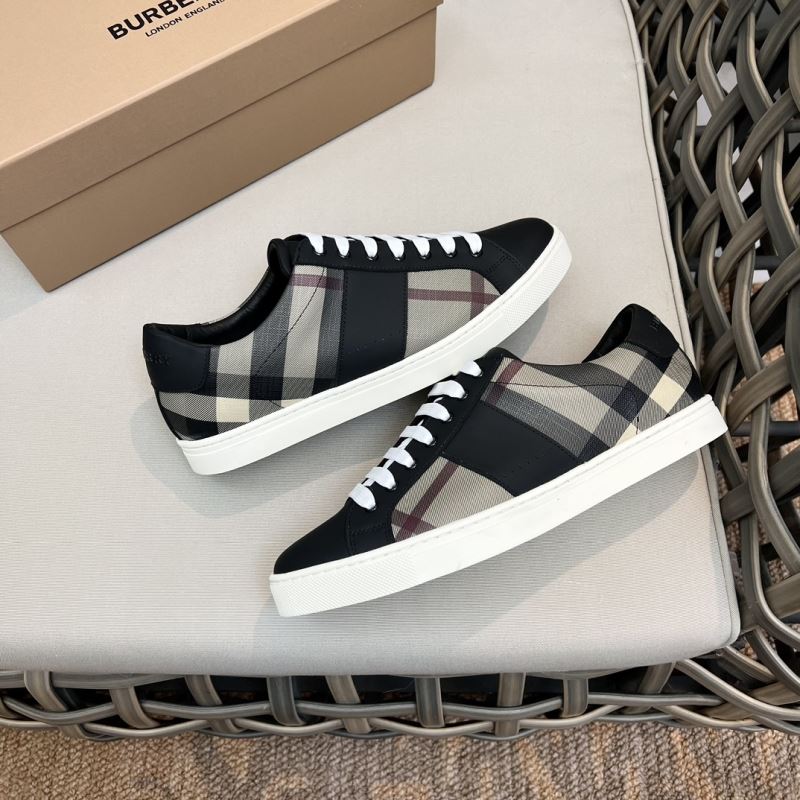 Burberry Low Shoes